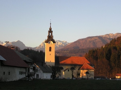 031224_cerkev_nevlje.jpg