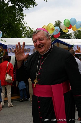 msgr. Alojz Uran, foto BL